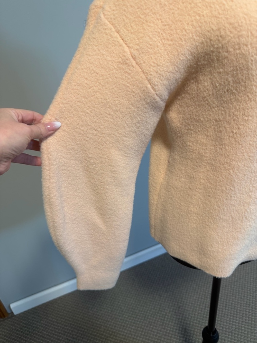 Tahari Soft Knit Sweater Medium Light Pink Turtleneck Cozy Minimalist NWOT - Picture 3 of 6
